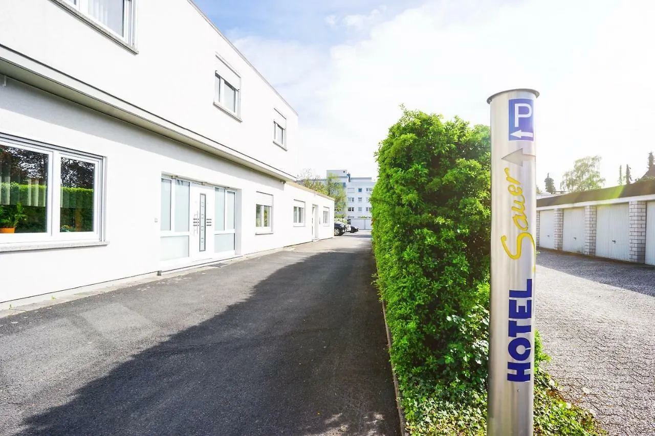 *** Bed & Breakfast Hotel Sauer Garni Neu-Isenburg Germany