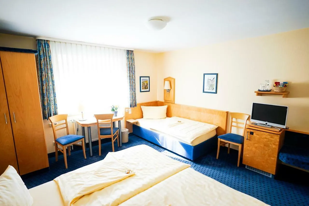 Hotel Sauer Garni Neu-Isenburg 3*,  Germany